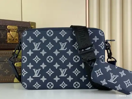 Cheap cm VUITTON Alpha-24*16*8 LOUIS Nano 0618